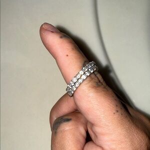 Elegant Silver and White Crystal Ring